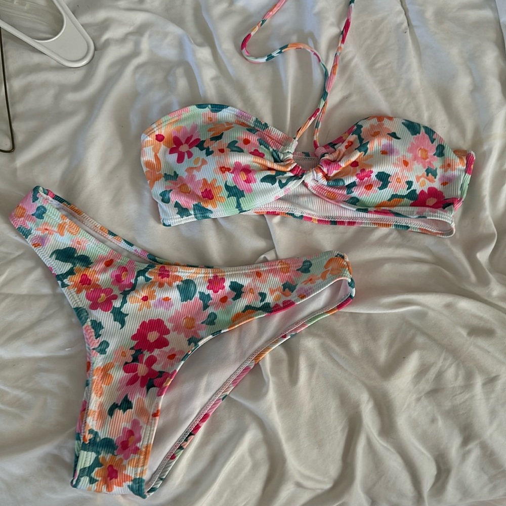 size small women’s bikini